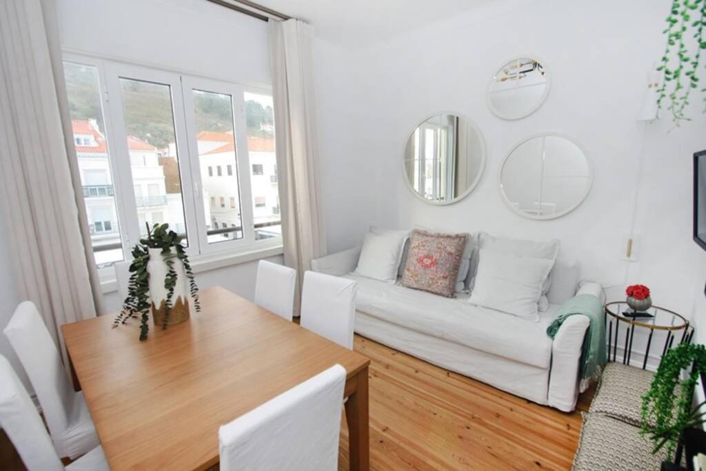 Casa a 50m da praia, zona central da Nazaré Exterior foto