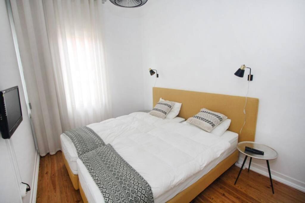 Casa a 50m da praia, zona central da Nazaré Exterior foto
